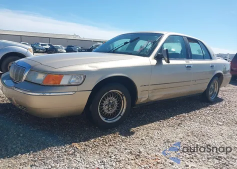 1999 Mercury Grand Marquis Gs z USA, uszkodzony, nr VIN 2MEFM74W1XX605225